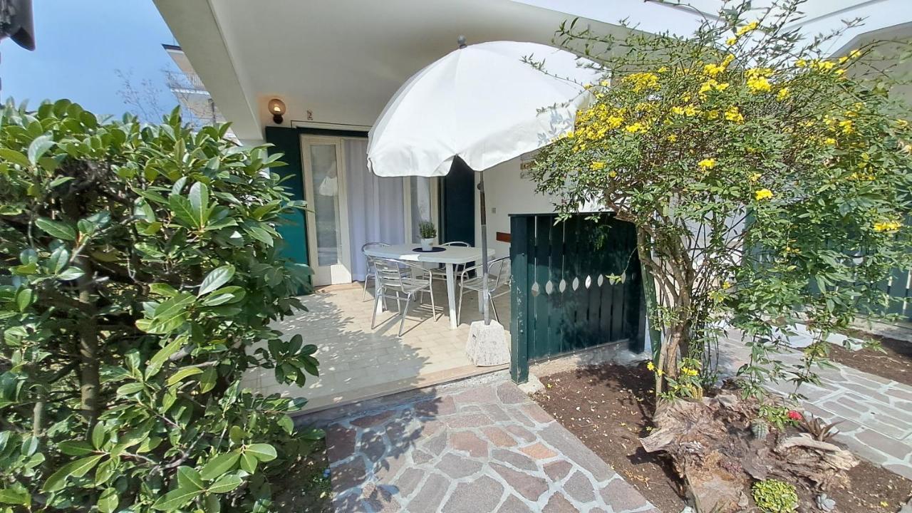 Villa Barbara Fra I Pini Λινιάνο Σαμπιαντόρο Εξωτερικό φωτογραφία